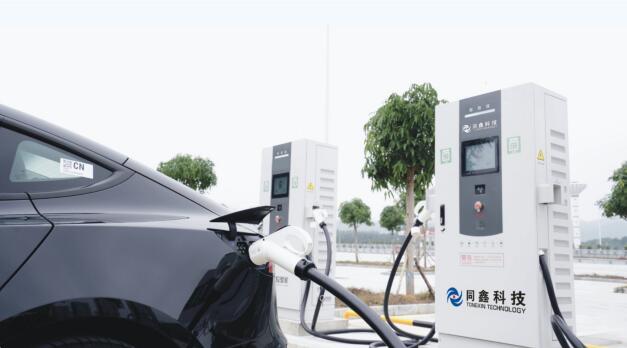 新能源電動車充電樁的發(fā)展迎合當(dāng)下需求